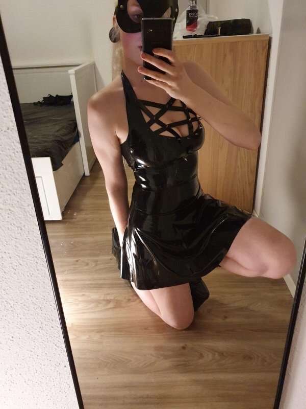 Марина - Индивидуалка СПб +7(921)020-71-57