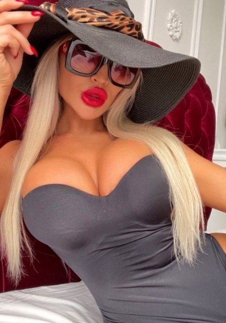 Галина - Индивидуалка Санкт-Петербурга +7(981)809-84-20